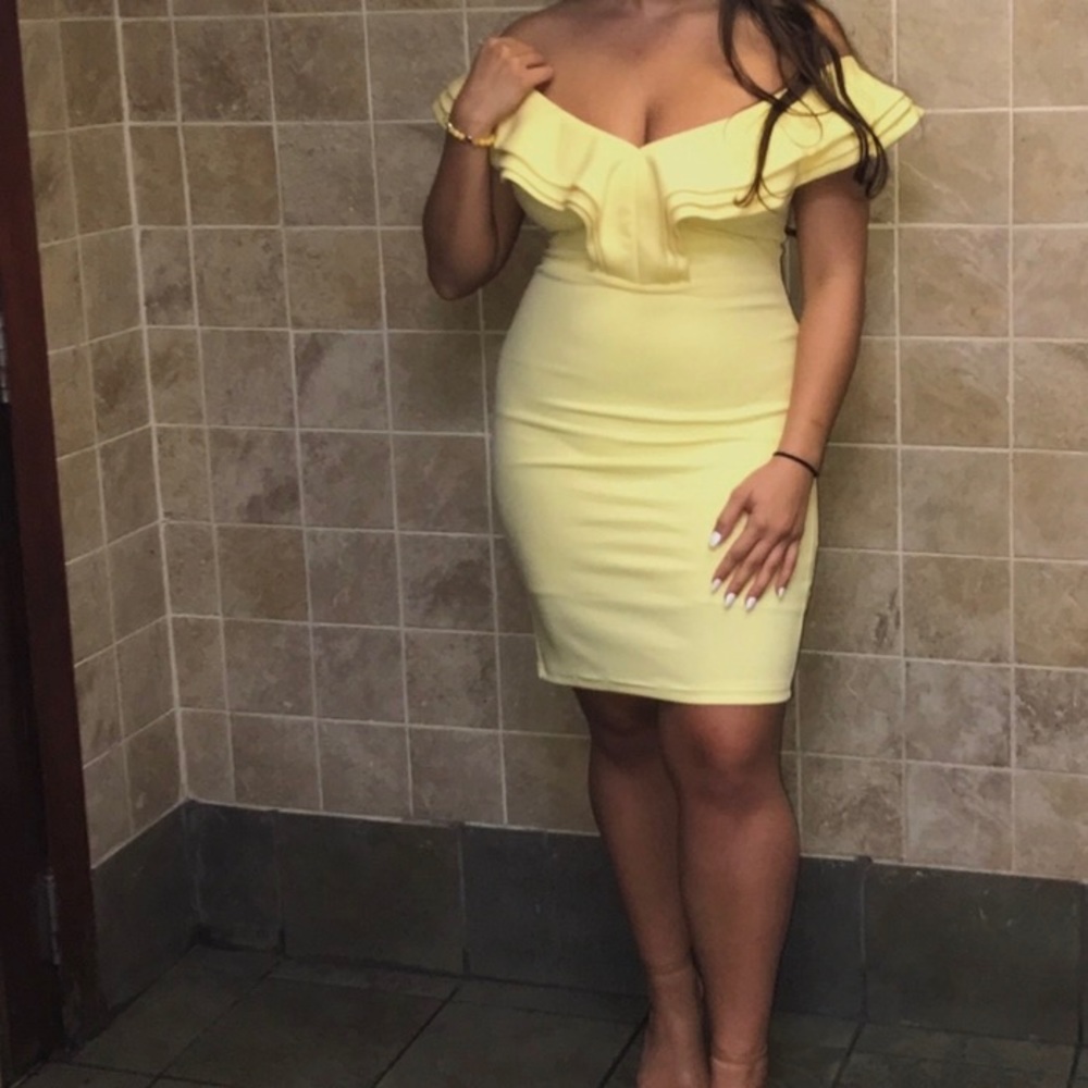 Yellow dress